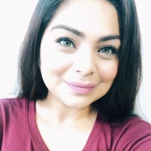 Meet your Posher, Jocelyn